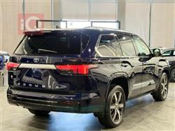 Toyota Sequoia